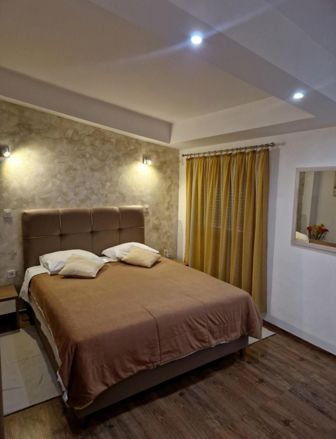The Garden Rooms & Suites Spalato Esterno foto
