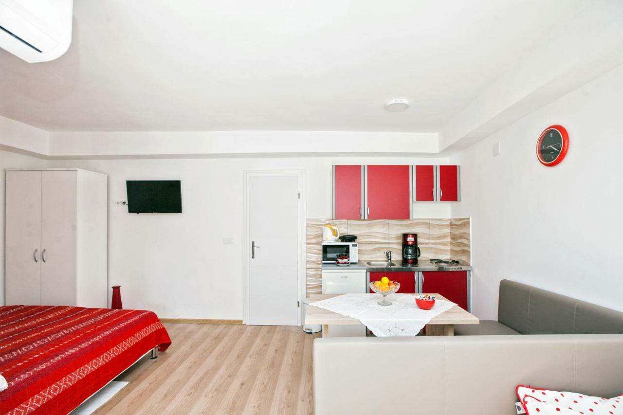 The Garden Rooms & Suites Spalato Esterno foto