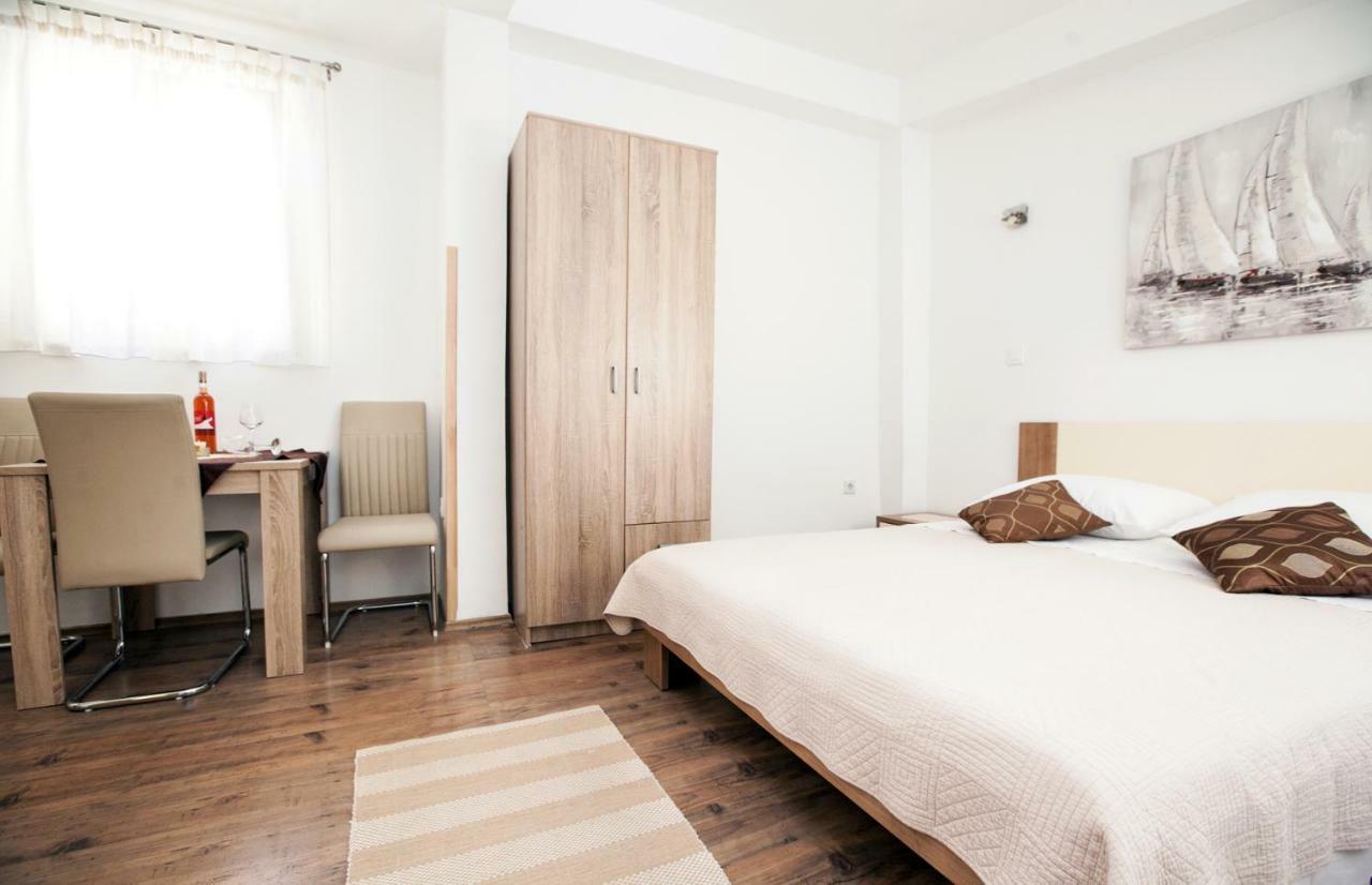 The Garden Rooms & Suites Spalato Esterno foto