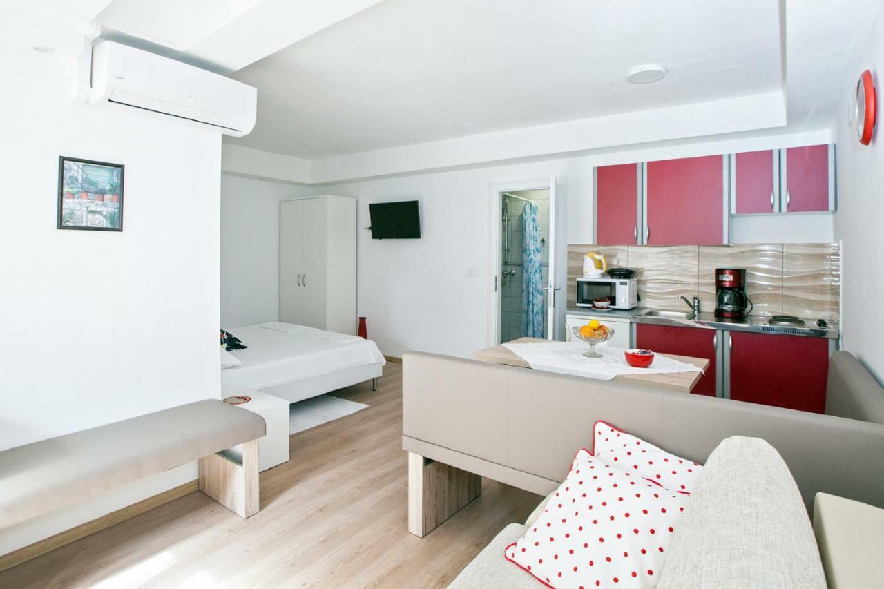 The Garden Rooms & Suites Spalato Esterno foto