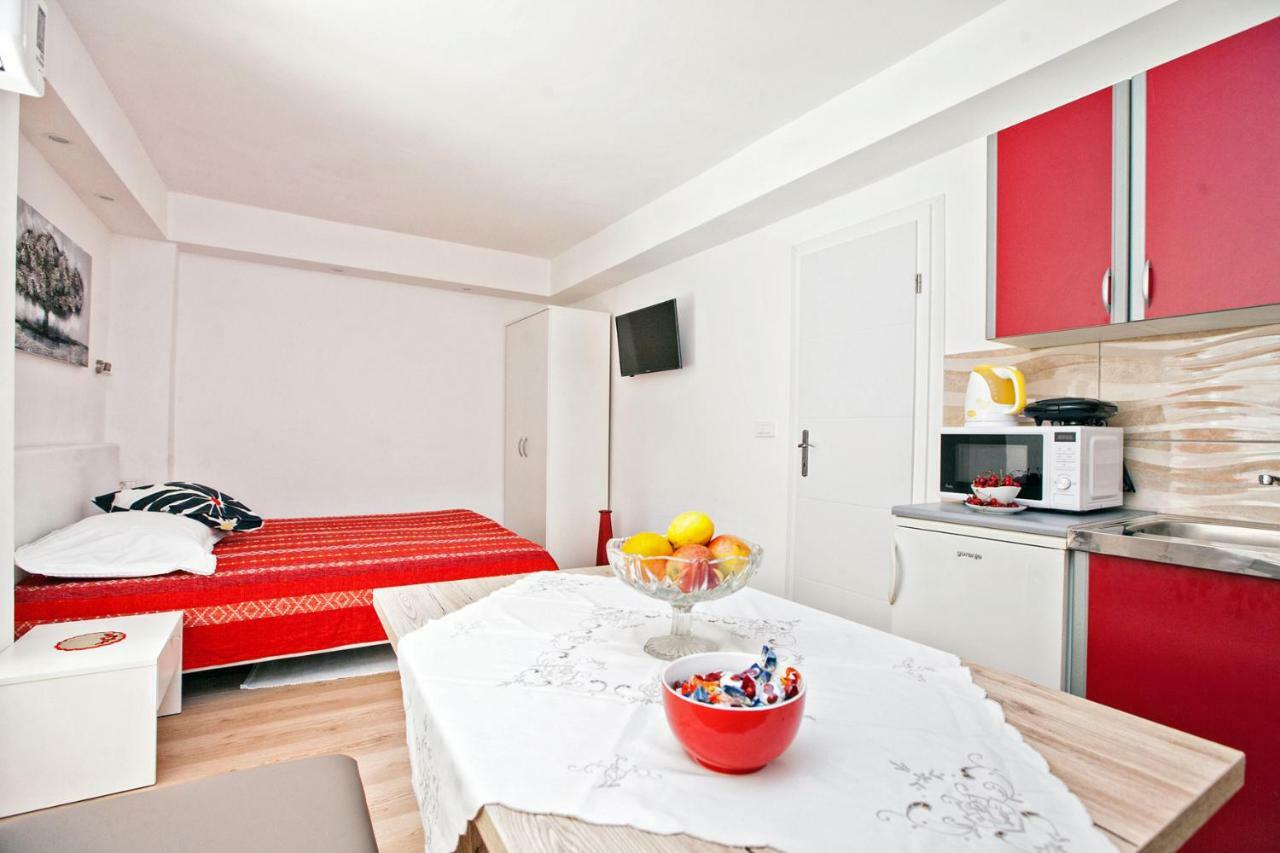 The Garden Rooms & Suites Spalato Esterno foto